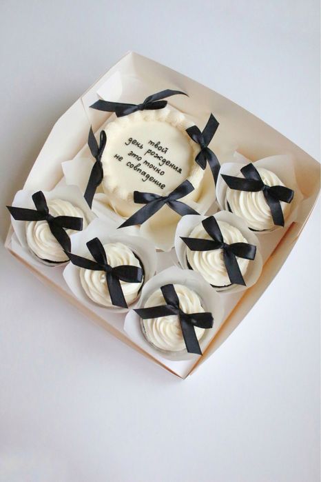 Бенто торт и кг торты  24/7