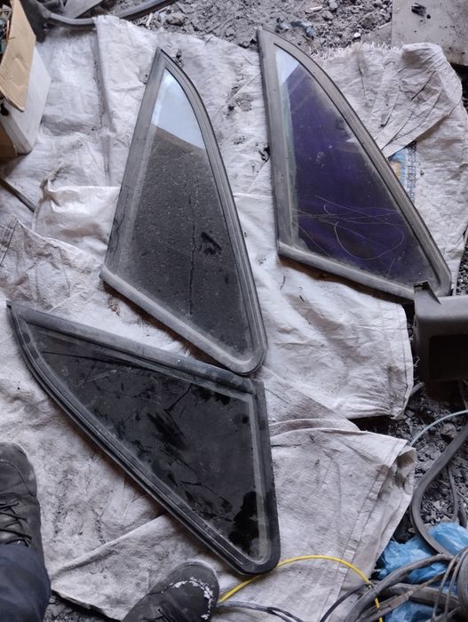 Боковые стекла пасат б3