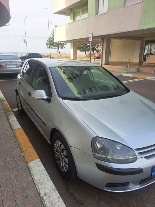 Vând vw golf 5 1.9 tdi