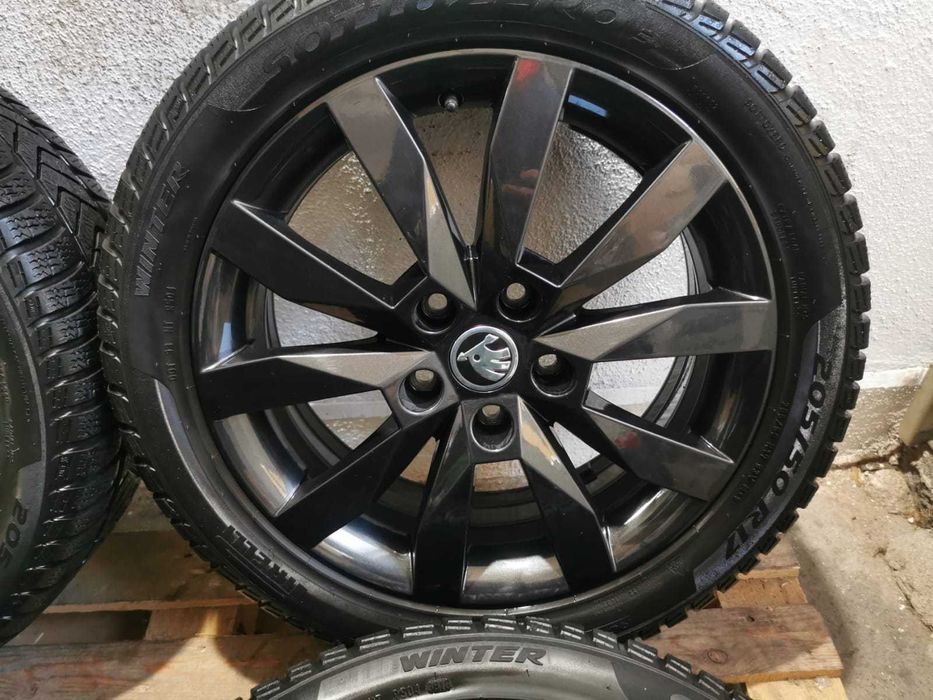 Jante Originale Skoda Octavia III . R 17 cu anvelope de iarna