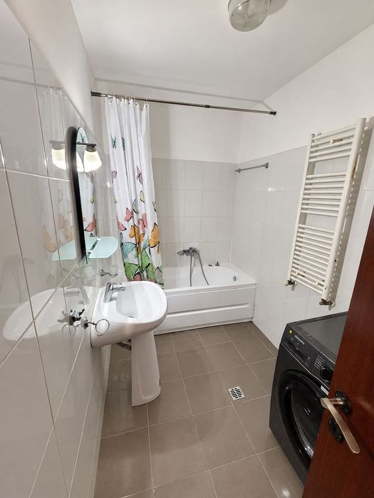 Apt 2 camere, Adama, langa Arena Mall