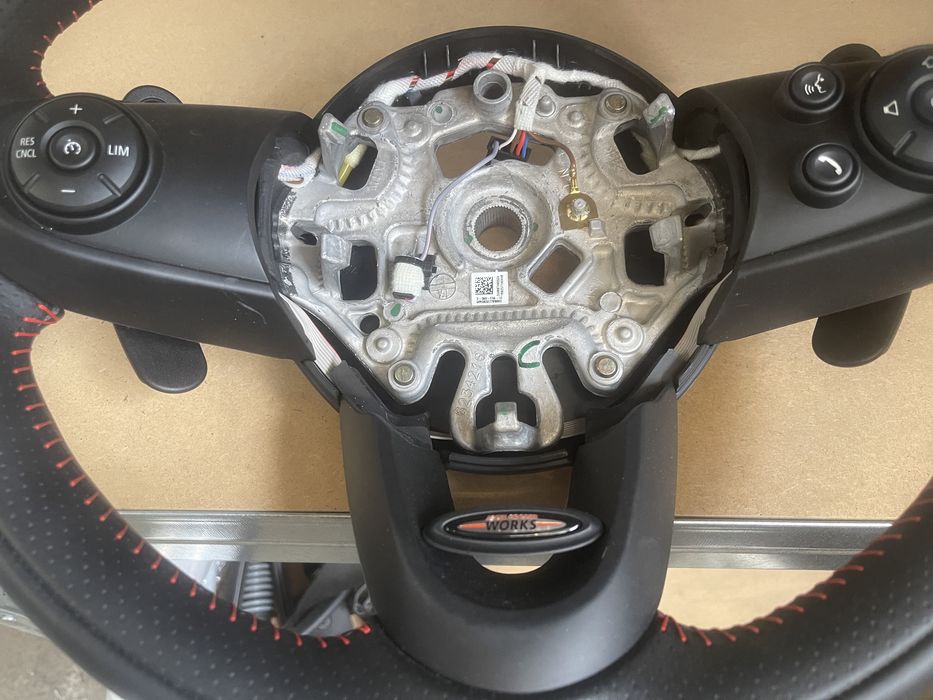 Volan Mini cooper John Works nou