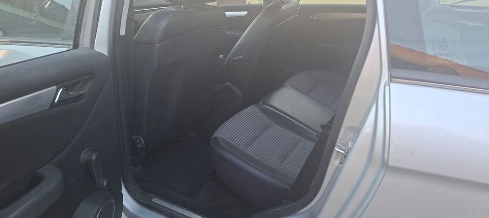 Mercedes Benz B class