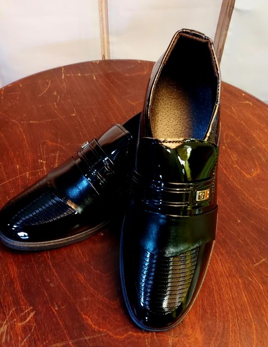 Мужские туфли продам