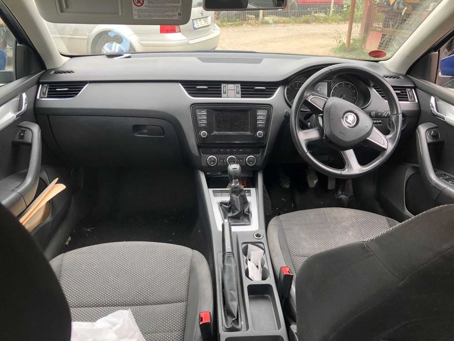 Piese pentru Skoda Octavia 3 -1.6 tdi CLHA albastru LF5W