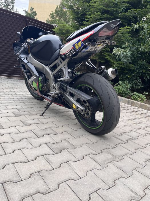 Kawasaki ninja ZX636B 2003