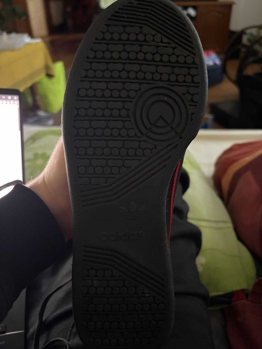 Adidas din piele naturala marime 38 2/3