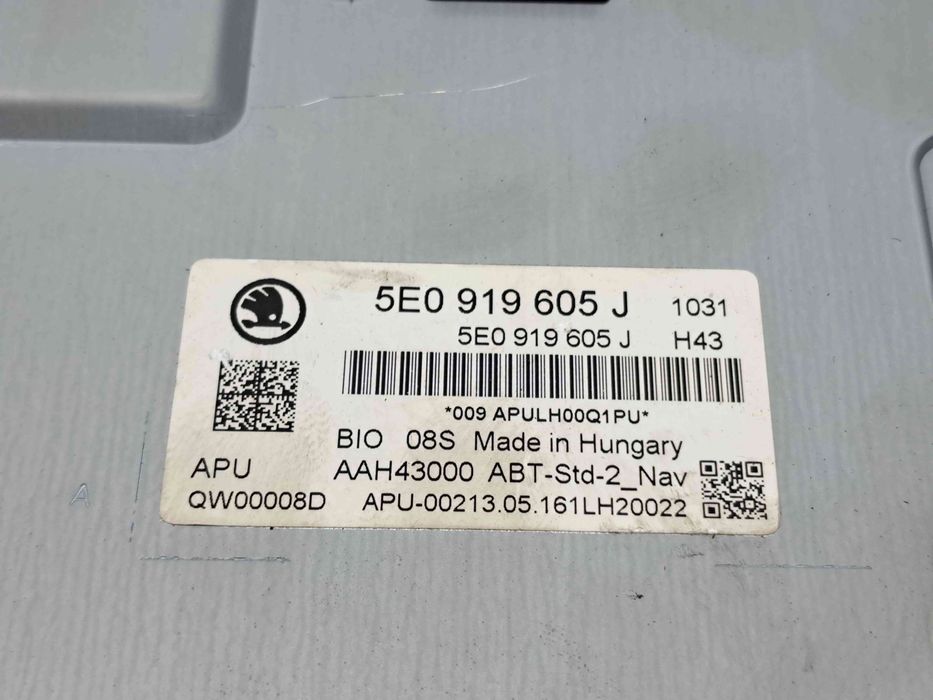 Radio CD cu navigatie Skoda Octavia 3 Combi (5E5) [Fabr 2012-prezent]