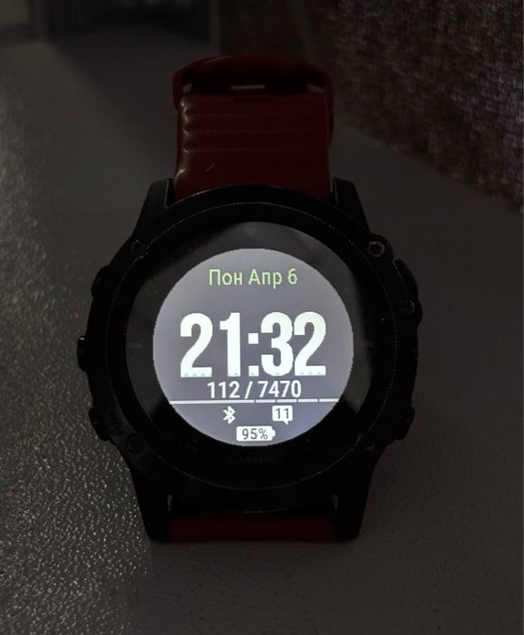 срочно часы Garmin tactix bravo