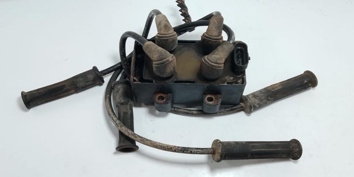 Bobina inductie  cu fise bujii 7700274008 Renault Clio a 2-a generati