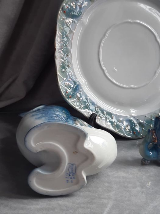 Сервиз фарфоровый