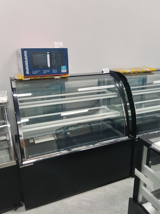 Кондитерские витрины