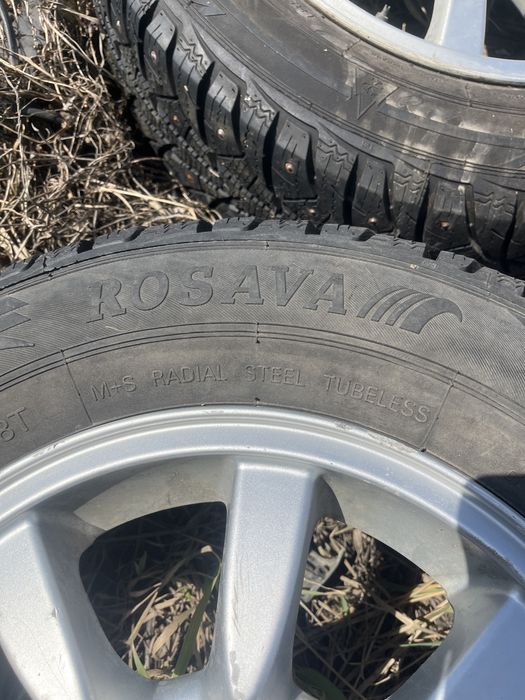Продам диски с комплектом зимней резины