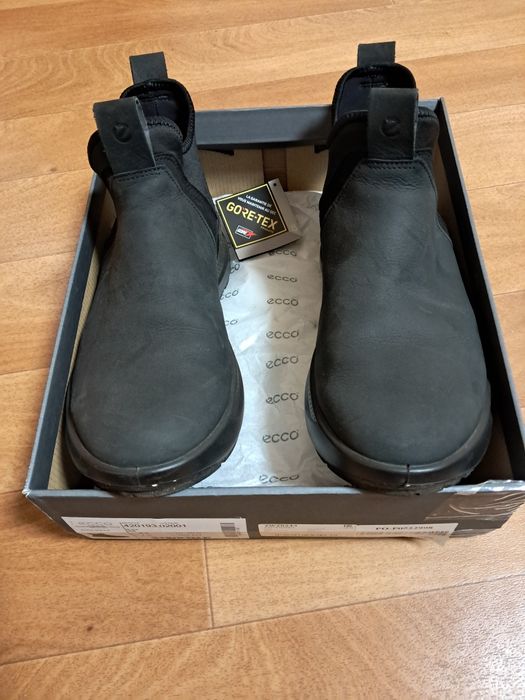 Продаю челси женские бренд ECCO
