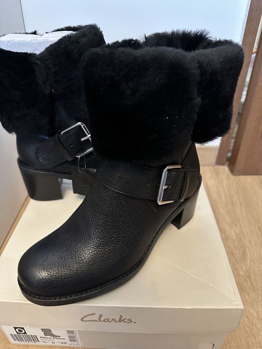 Cizme Clarks din piele naturala, marimea 39, noi