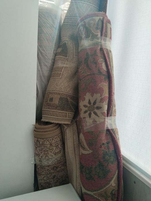 Продам ковры и дорожки
