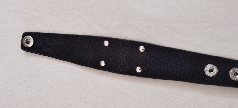 Метъл аксесоари .