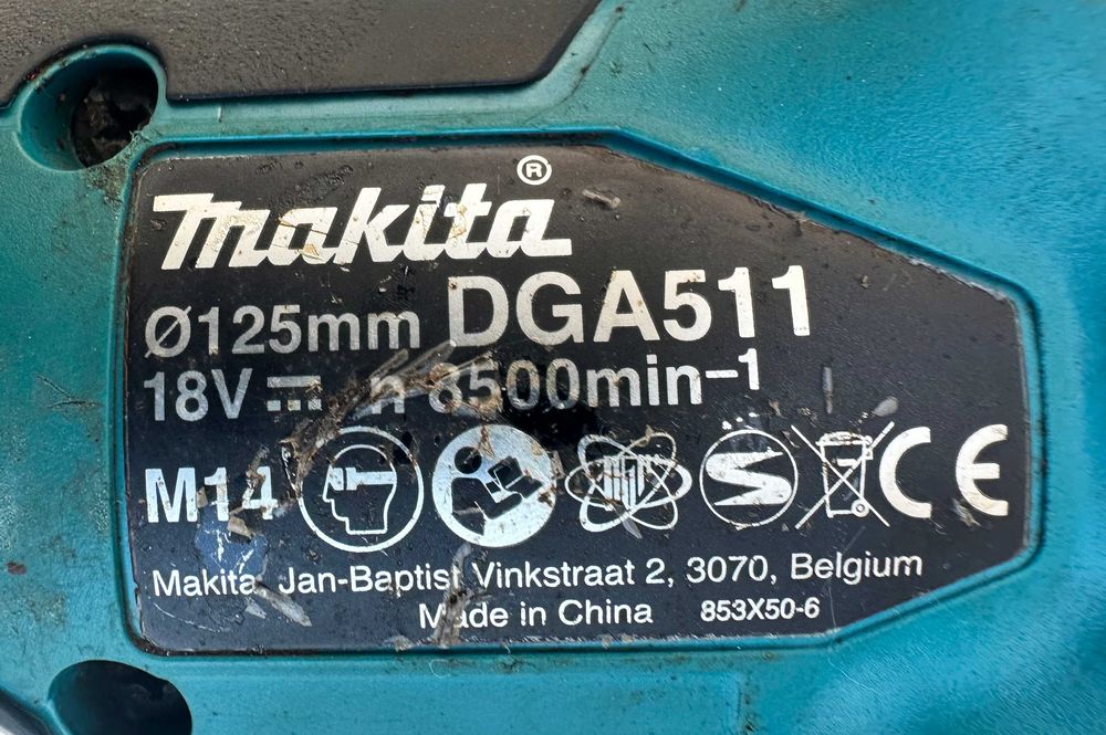 Makita DGA511 - Безчетков ъглошлайф с потенциометър 2x18V 5.0Ah