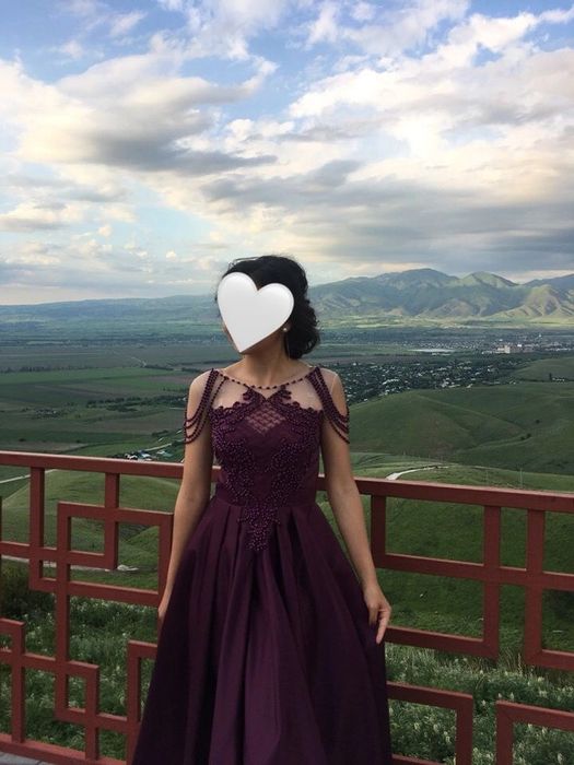 Продам вечерние платье