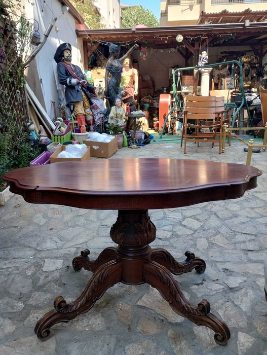 Класическа барокова трапезна маса