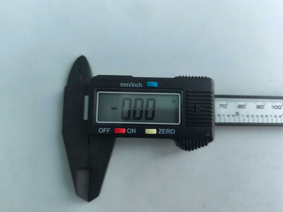 Subler cu display digital 150 mm