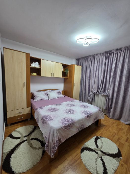 Vânzare apartament 4 camere, etaj 1