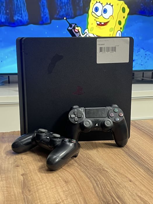 PlayStation 4 Slim