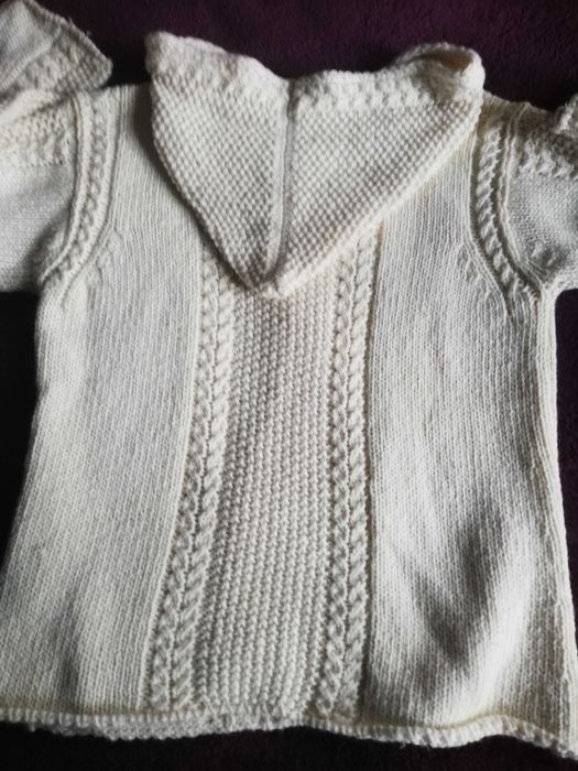 Cardigan din lana cu glugă , marime L,