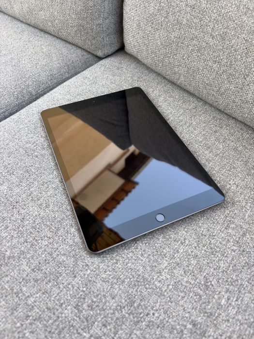 Ipad 8-ма Генерация, 32GB wifi + cellular