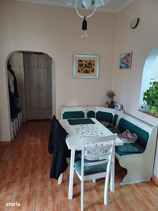 Casa cu mansarda in Ernei, situata intr-o zona linistita