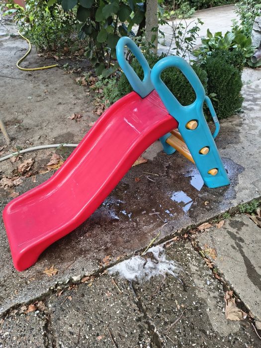 Детска пързалка Пилсан