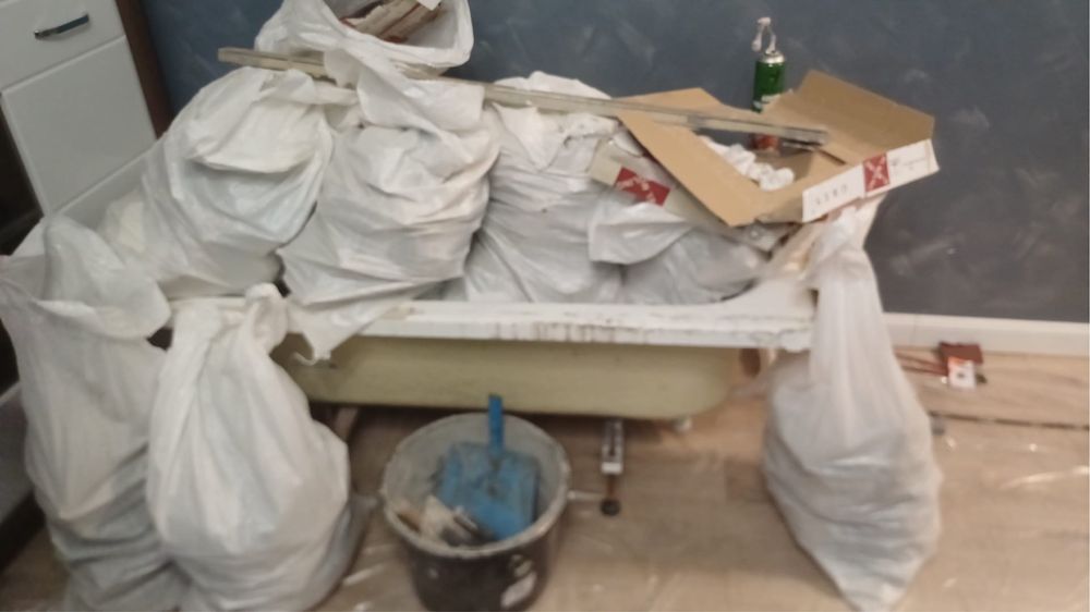 Transport Moloz Bucuresti Colectare Deseuri Ieftin - Firma Autorizata