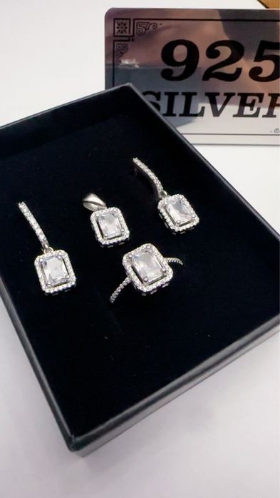 Seturi din Argint 925 ( set cercei,pandantiv si inel )