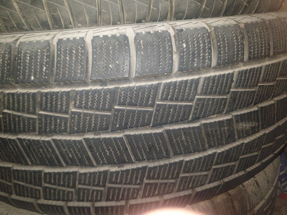 Продам зимнию резину