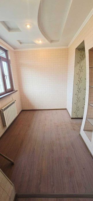 Продается 1к/4/4 45m2 кирпич с ремонтом Нукусская Инфинити