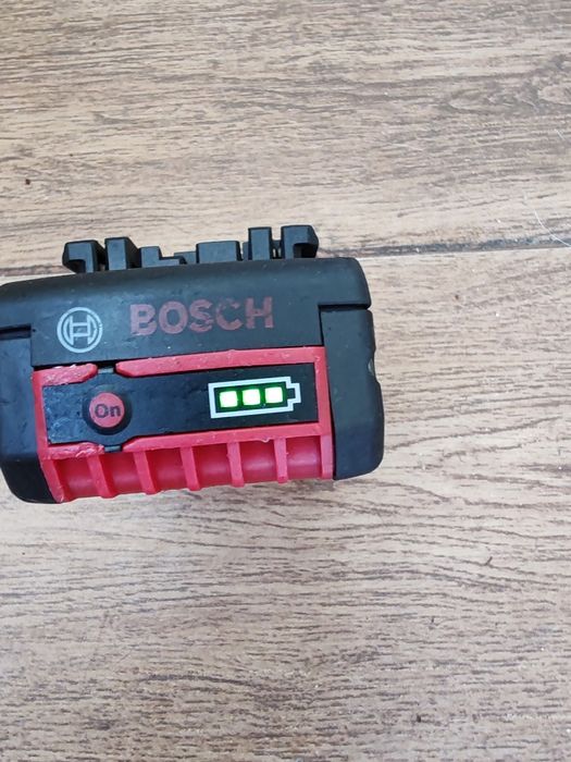 Acumulator profesional  bosch 18 v-5ah