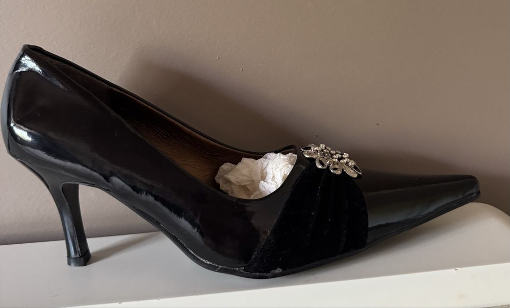 Женские туфли 39 размер