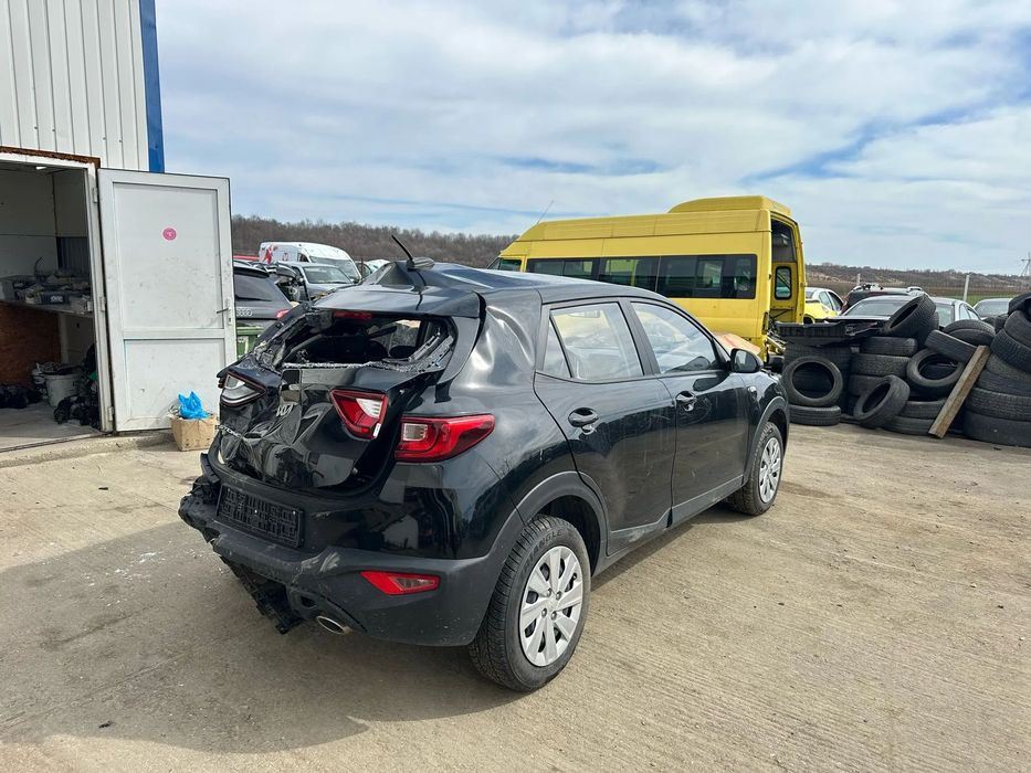 Dezmembrari Kia Stonic 1.2 Benzina 2022 33.000km !!