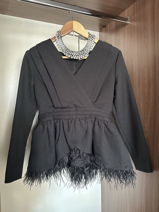 Брюки и коктельные платья, блузки