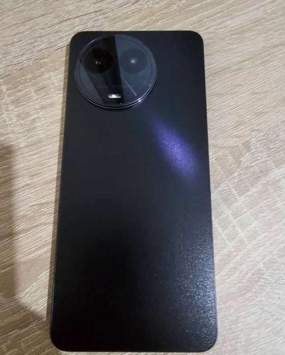 Смартфон Realme 11 5G