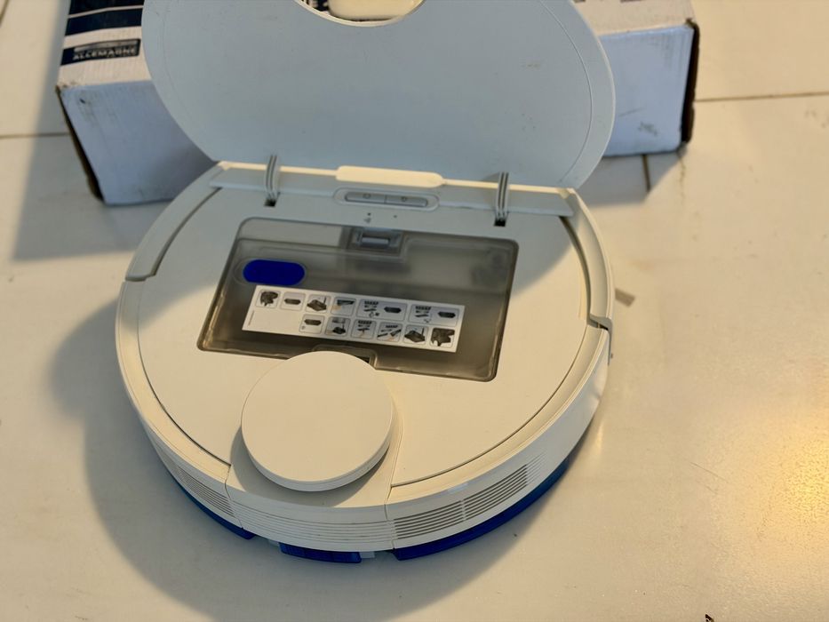 Robot de aspirare Rowenta X-Plorer RR7987WH functie mop - IMPECABIL