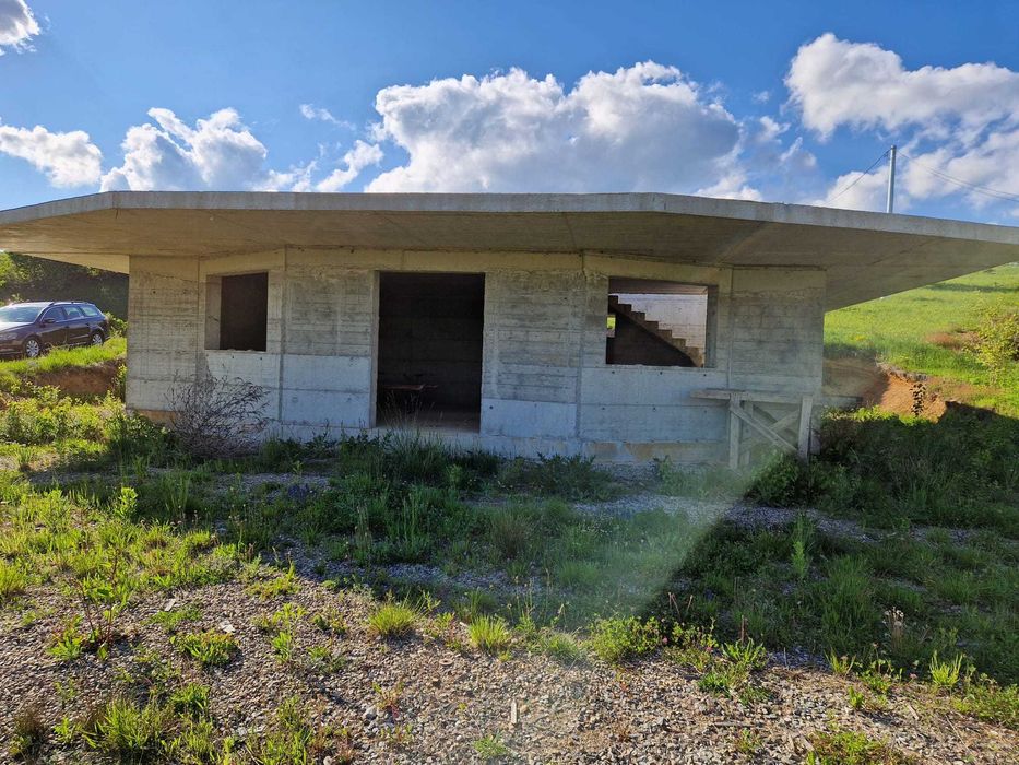Teren si casa Codrisoru/Auseu