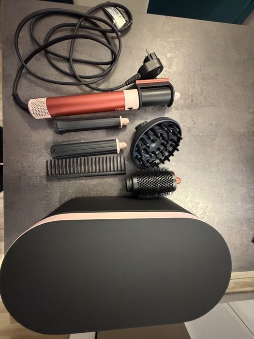 Vand Dyson Airwrap hs 08 impecabil