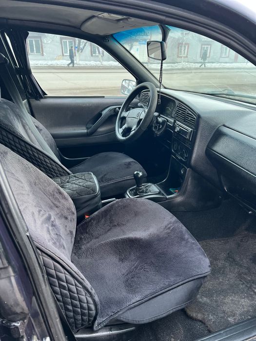 Продам пассат б4 1.8