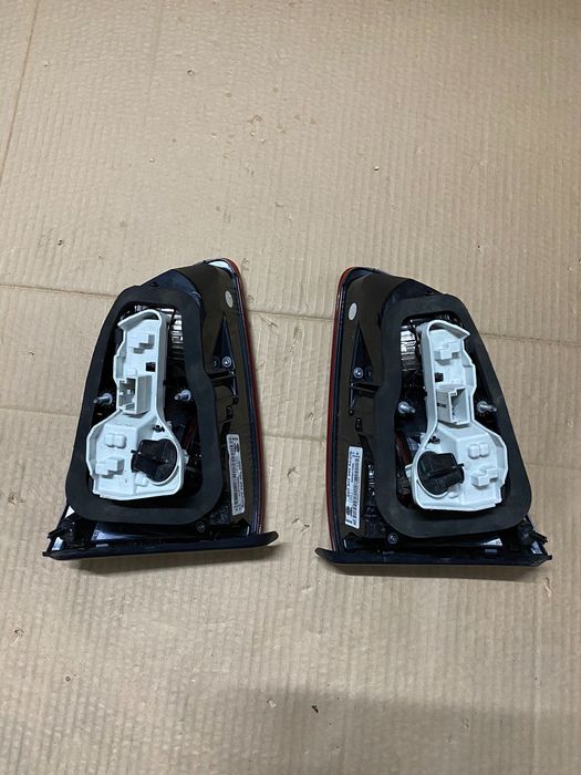 Set lampa tripla stop stanga dreapta haion vw golf 7 originale