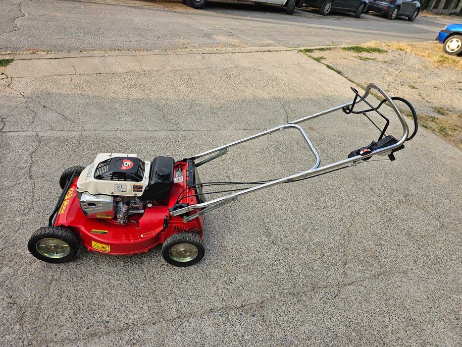 СамоХодна Косачка KUBOTA 6.к.с. 2.Скорости. Като НОВА