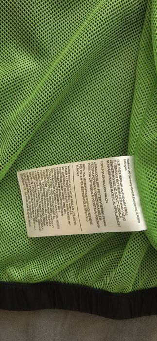 Ветровка C&A на мальчика