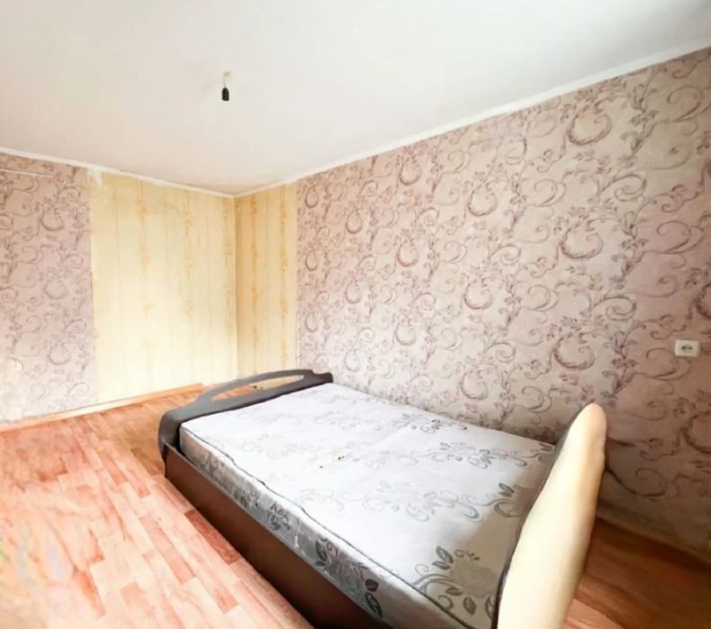 продам 1-ком. 28кв. 5мкр. 1-этаж