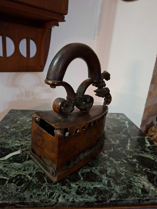 Fier de calcat fonta