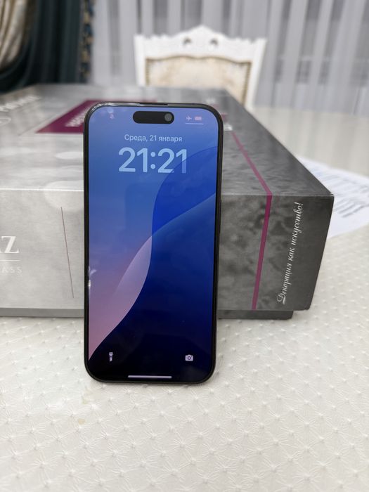 Айфон 15 про продам